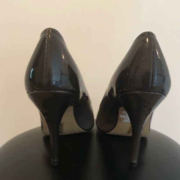 Like new! Dollhouse Pump. - Picture 6 of 7